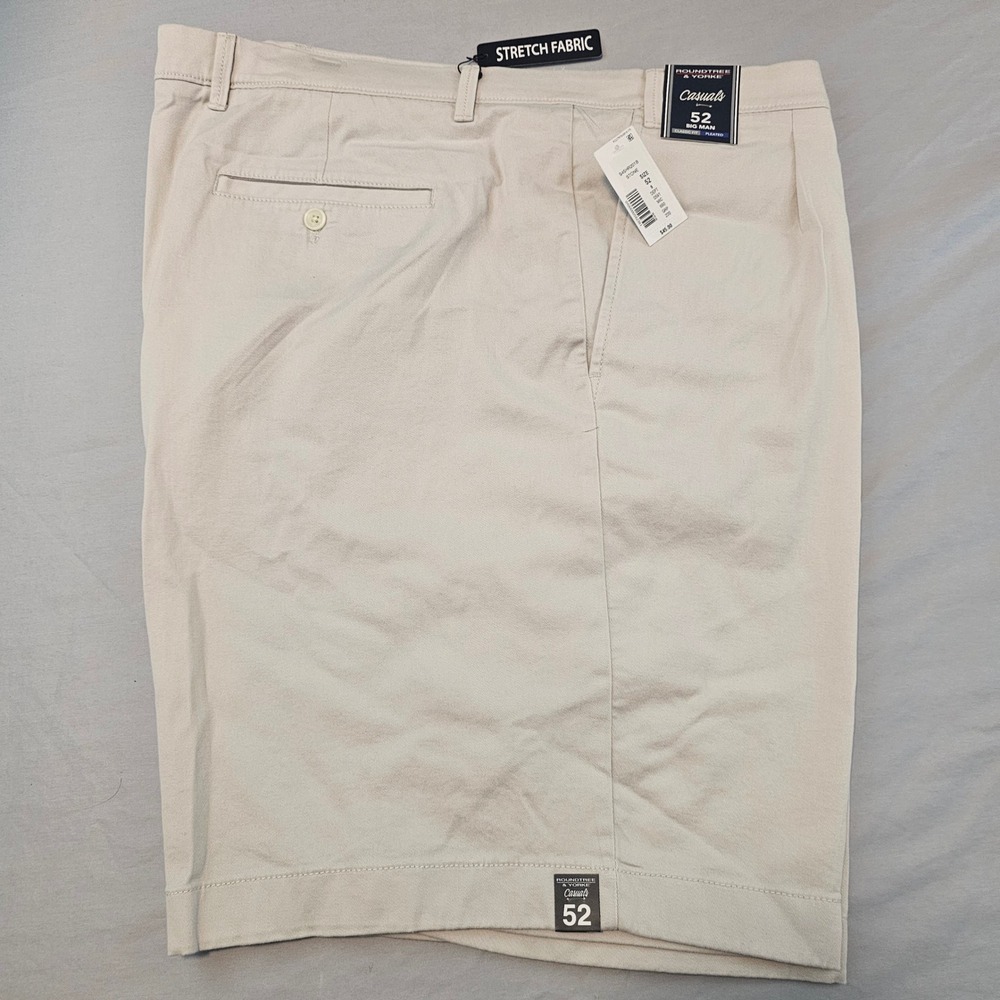 Roundtree & Yorke Size 52 Classic Fit Shorts Stone 9" inseam Pleated NWT L899